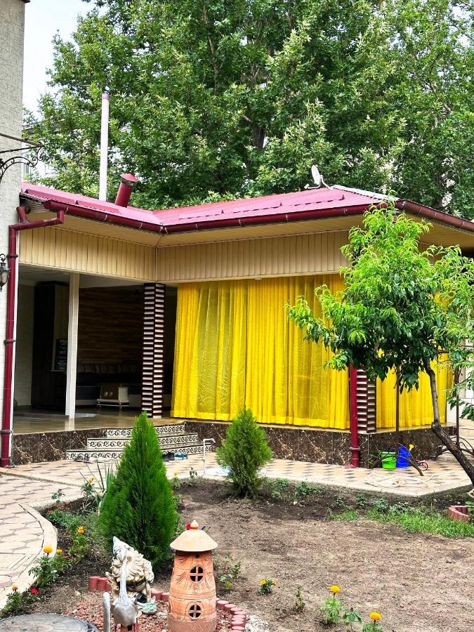 Хостел Sultan Saray Ош Екстер'єр фото